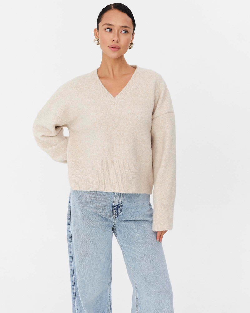 Світло-бежевий пуловер з манжетами FASHIONISTA