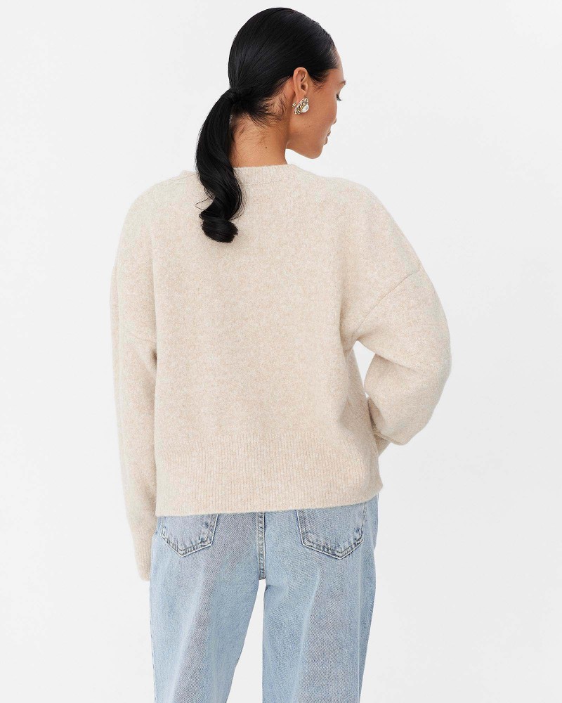 Світло-бежевий пуловер з манжетами FASHIONISTA