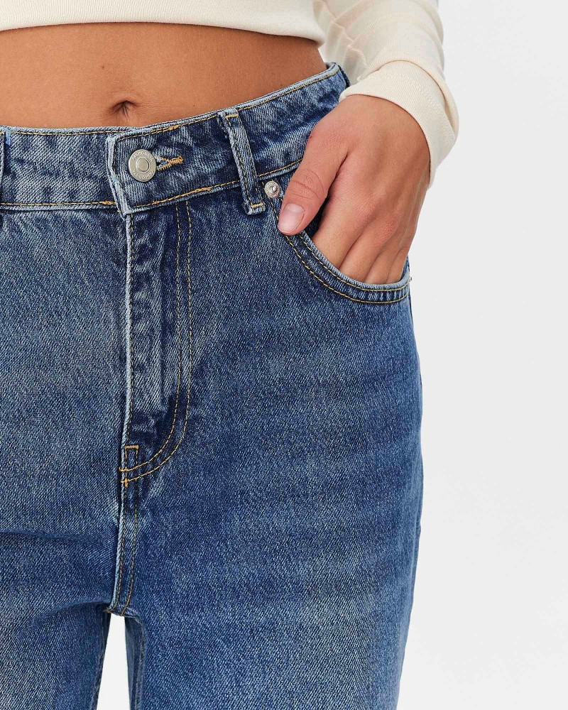 Сині джинси прямого крою з потертостями FASHIONISTA Сині джинси прямого крою з потертостями FASHIONISTA