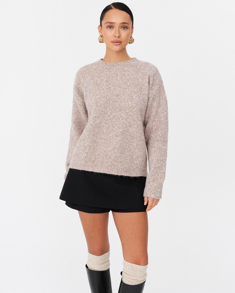 Бежевий джемпер з манжетами FASHIONISTA