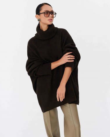 Темно-коричневий подовжений светр крою оверсайз FASHIONISTA