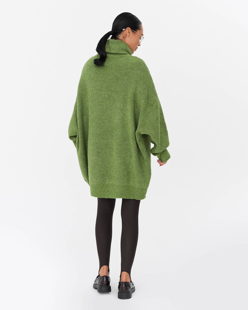 Зелений подовжений светр крою оверсайз FASHIONISTA
