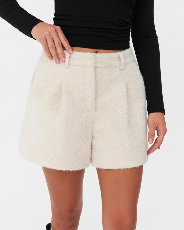 Молочні текстуровані шорти FASHIONISTA