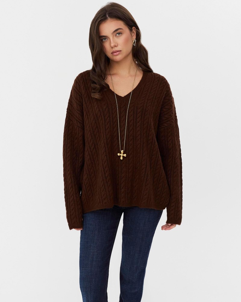 Коричневий пуловер з комбінованою в'язкою FASHIONISTA