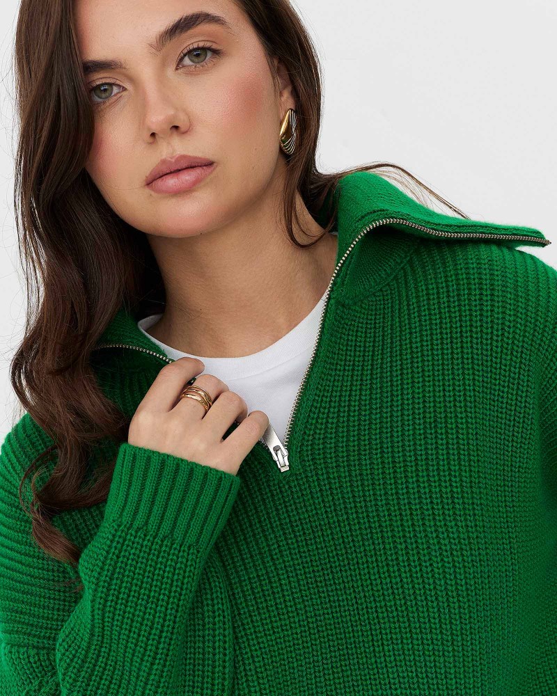 Зелений светр з горловиною на блискавці FASHIONISTA