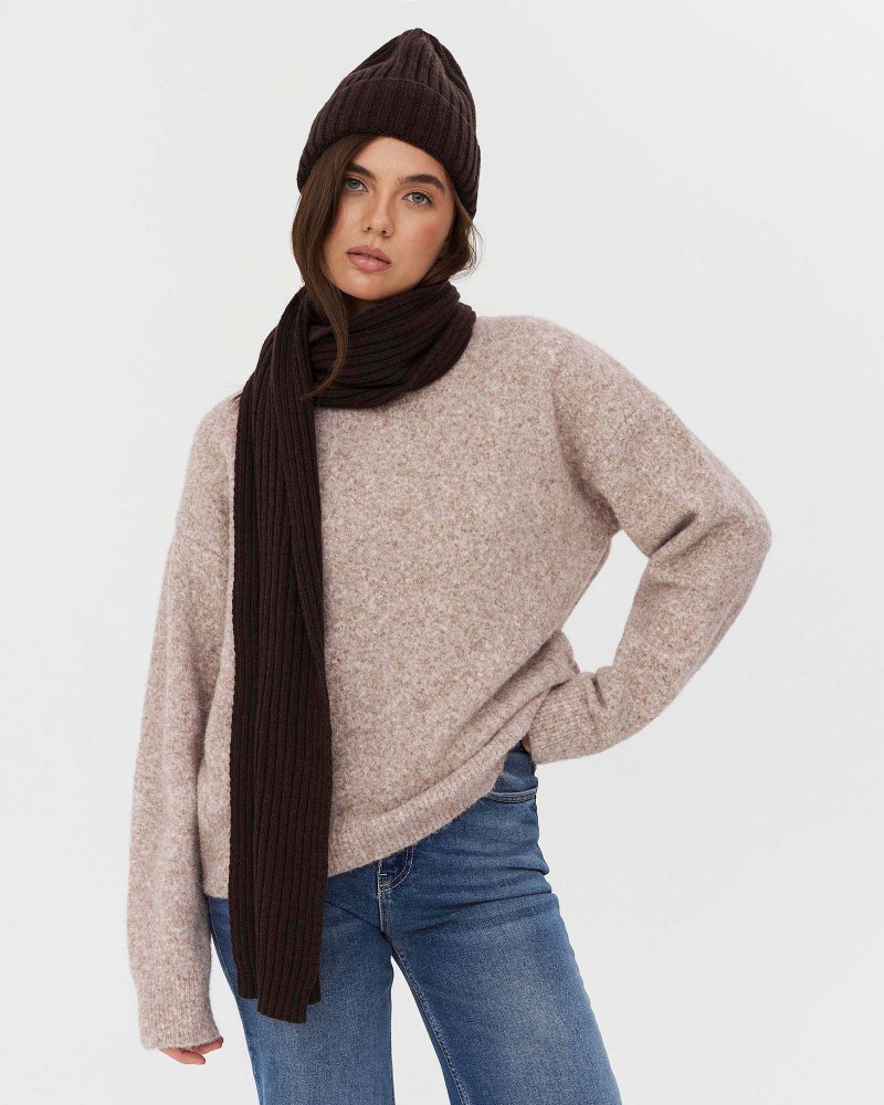 Коричнева шапка із закотом FASHIONISTA