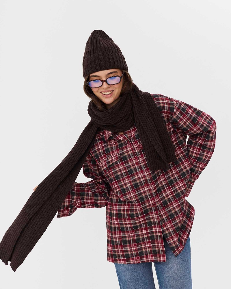 Коричневий в'язаний шарф FASHIONISTA