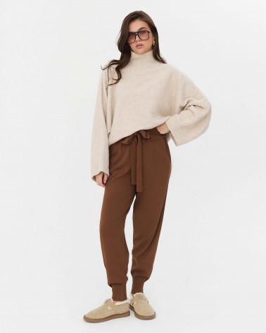 Штани однотонні з поясом-зав'язкою від FASHIONISTA коричневий