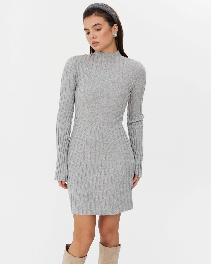 Сукня трикотажна з  коміром-стійкою від FASHIONISTA сірий