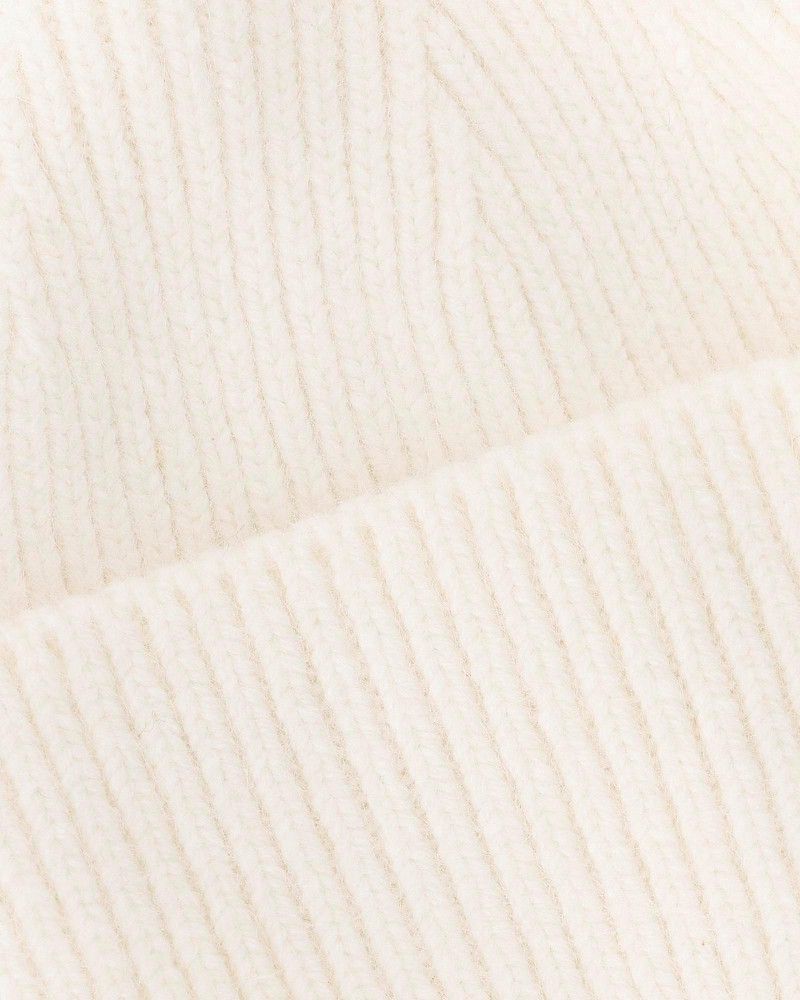 Молочна шапка в рубчик FASHIONISTA