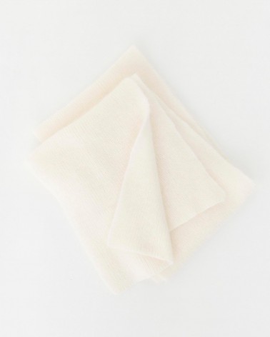 Молочний текстурований шафр FASHIONISTA