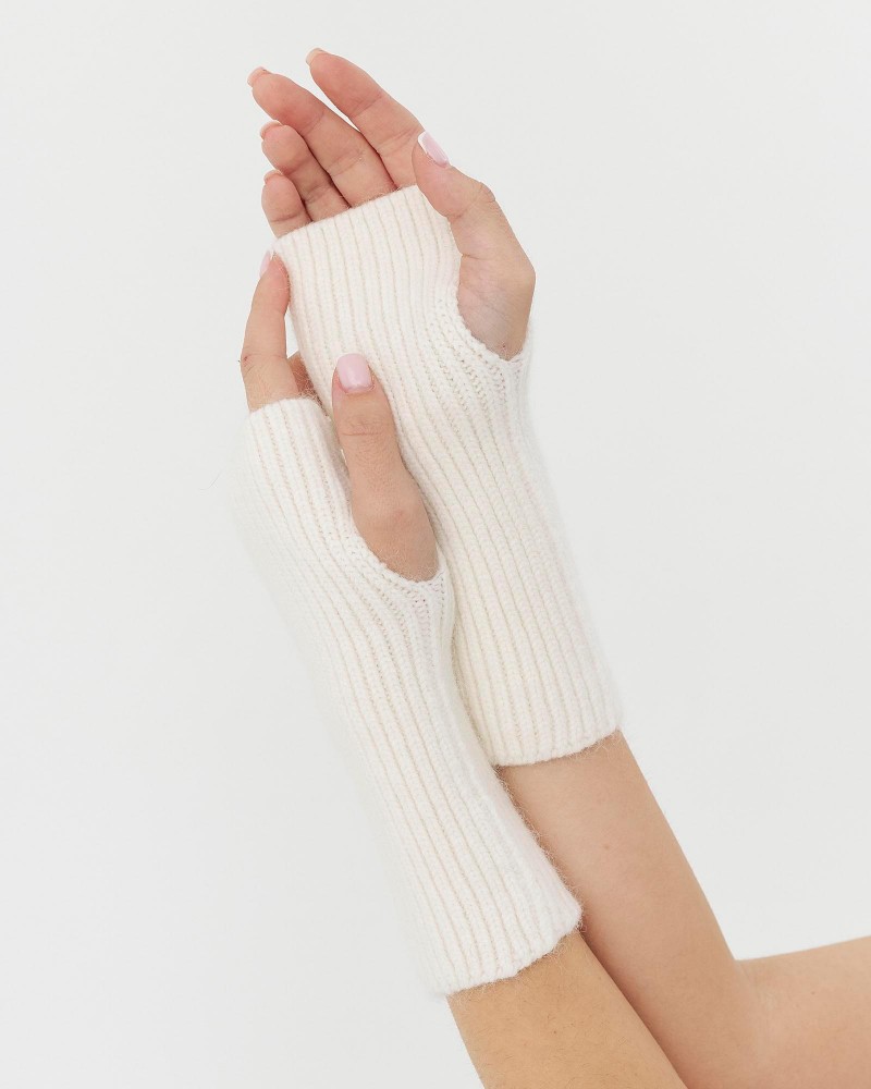 Молочні мітенки FASHIONISTA