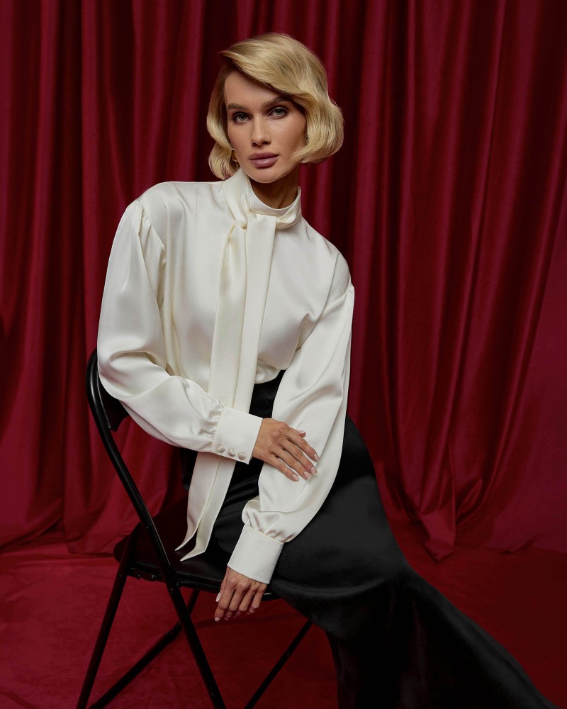 Молочна блуза Linora із зав'язкою FASHIIONISTA