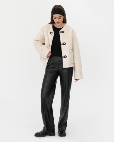 Молочна дублянка з металевими застібками FASHIONISTA