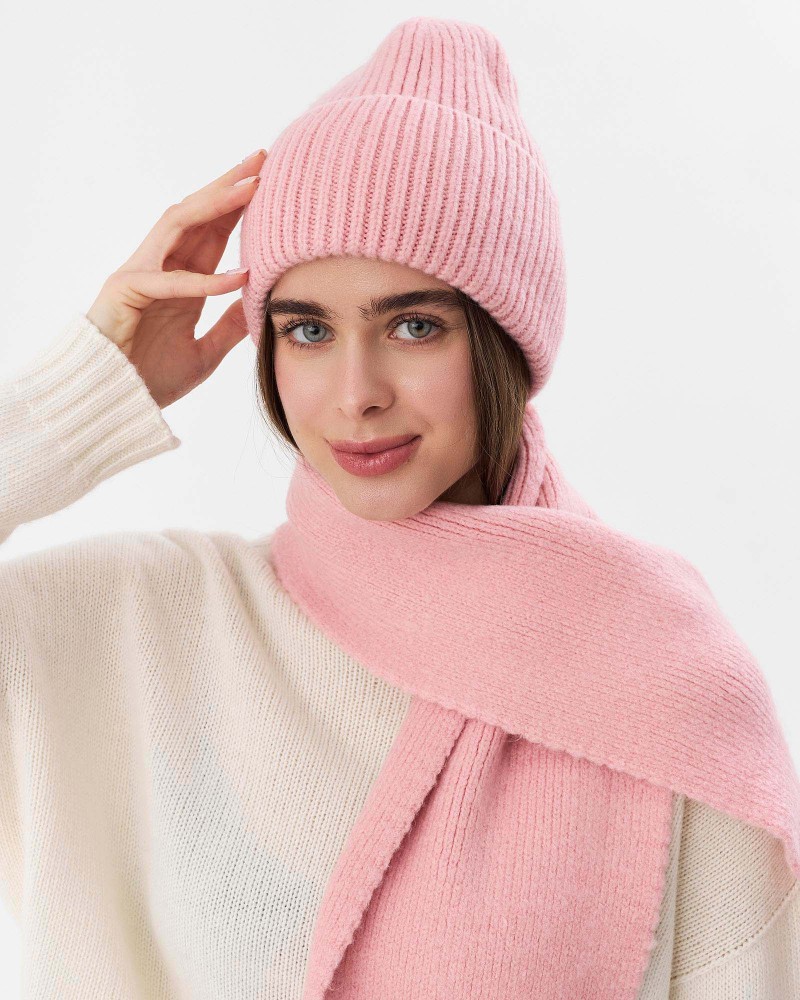 Рожева в'язана шапка із закотом FASHIONISTA