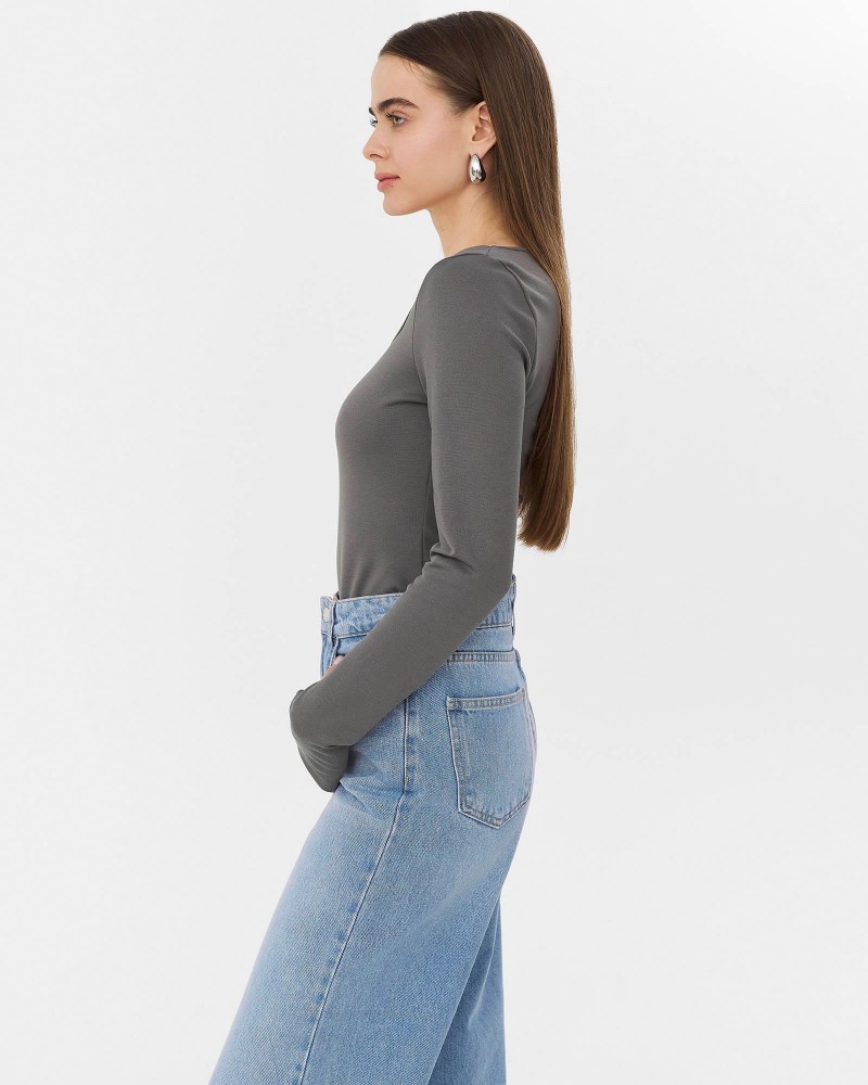 Сірий лонгслів з прямокутним вирізом FASHIONISTA