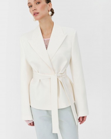 Молочний базовий піджак з поясом FASHIONISTA