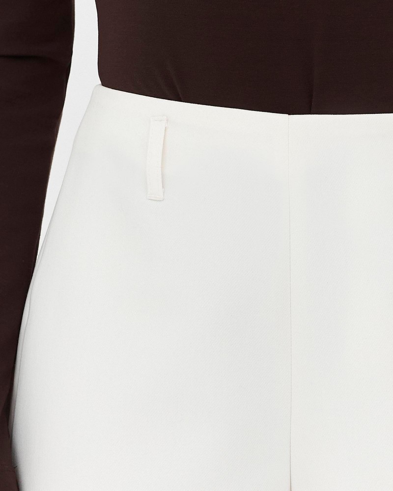 Молочні шорти з високою посадкою FASHIONISTA