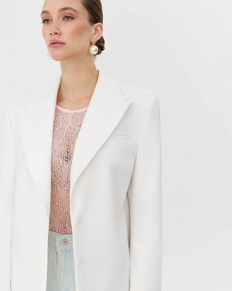 Молочний базовий піджак з поясом FASHIONISTA