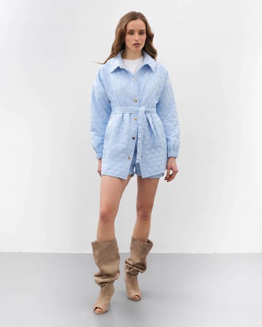 Блакитна стьобана сорочка Bubble з поясом FASHIONISTA