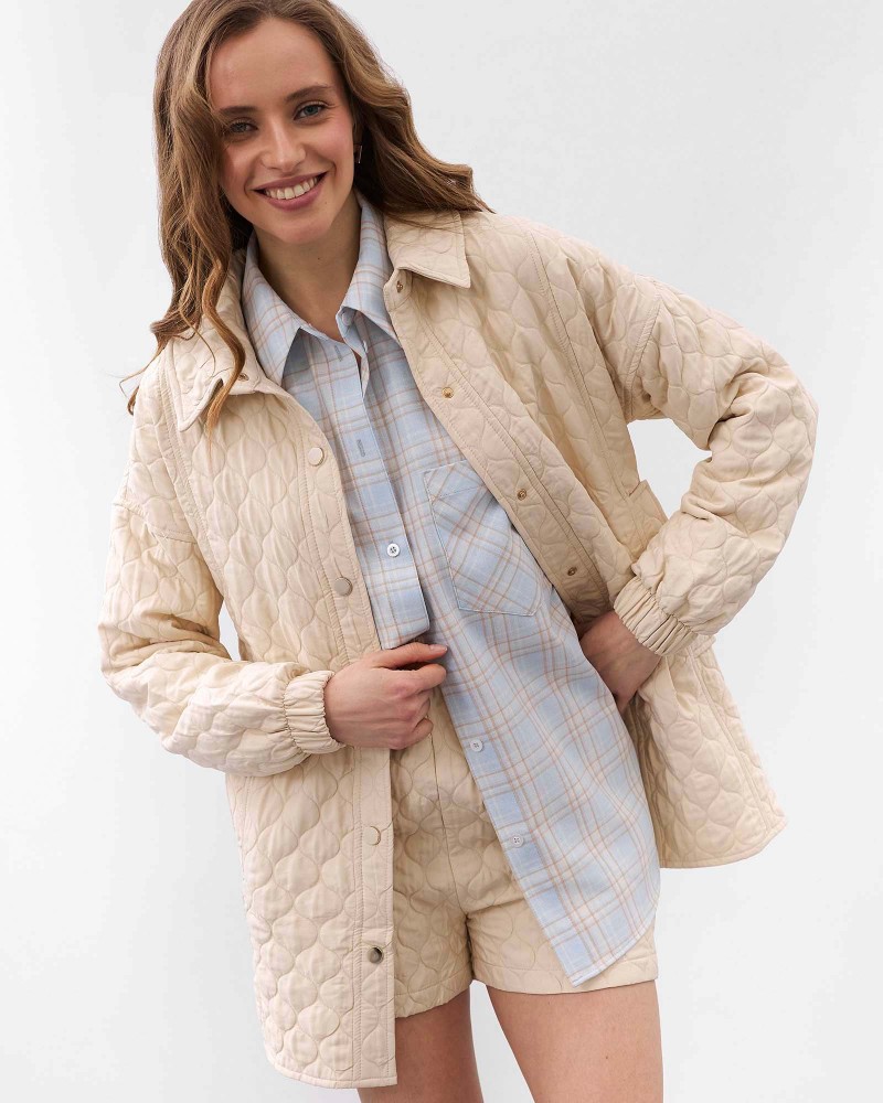 Світло-бежева стьобана сорочка Bubble з поясом FASHIONISTA