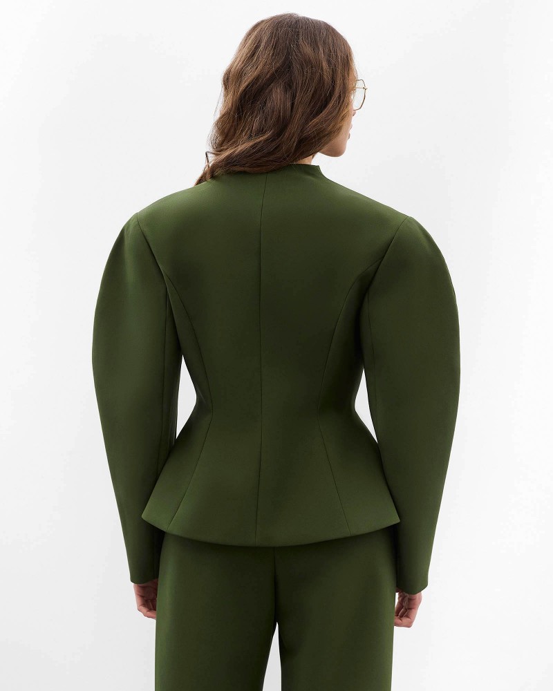 Темно-оливковий жакет з акцентними плечима та відстрочками на талії FASHIONISTA