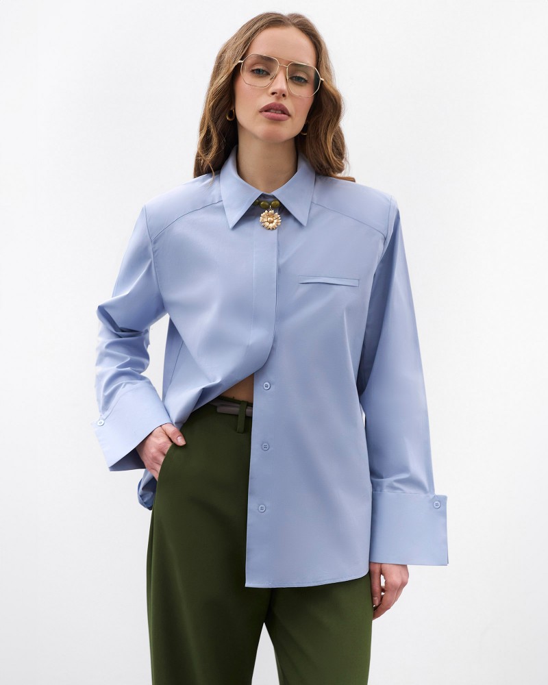 Блакитна сорочка з широкими манжетами та поясом FASHIONISTA