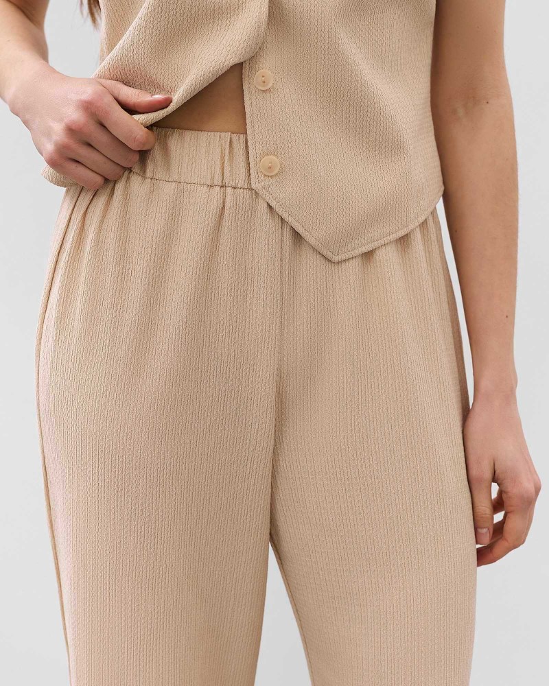 Костюм Texture з жилетом та штанами від FASHIONISTA бежевий