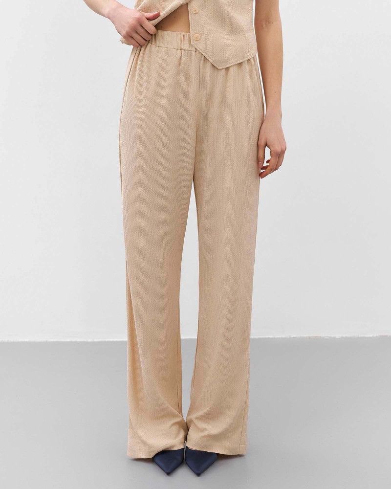 Костюм Texture з жилетом та штанами від FASHIONISTA бежевий