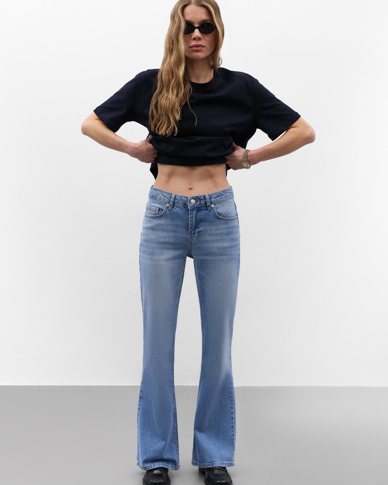 Світло-блакитні джинси Flared з низькою посадкою FASHIONISTA