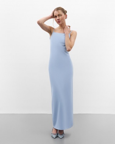 Блакитна трикотажна максісукня зі шнурівкою на спині від FASHIONSTA