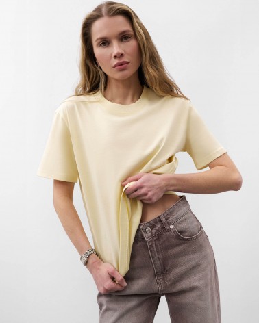 Жовта футболка вільного крою FASHIONISTA