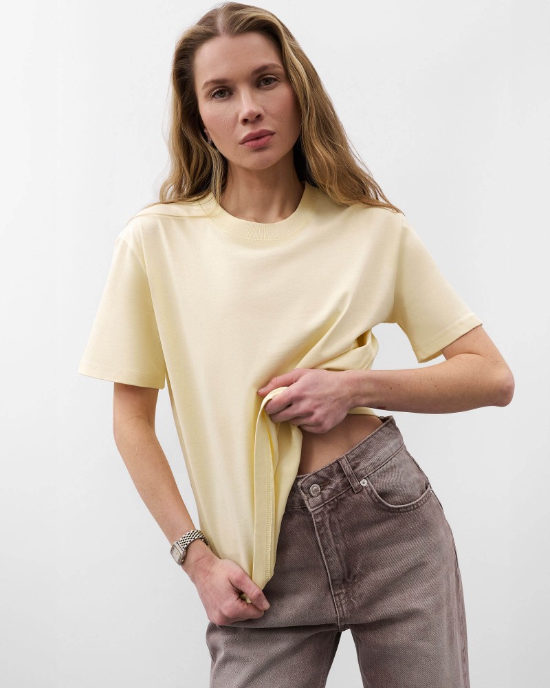 Жовта футболка вільного крою FASHIONISTA