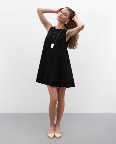 Чорна мінісукня вільного крою
 FASHIONSTA