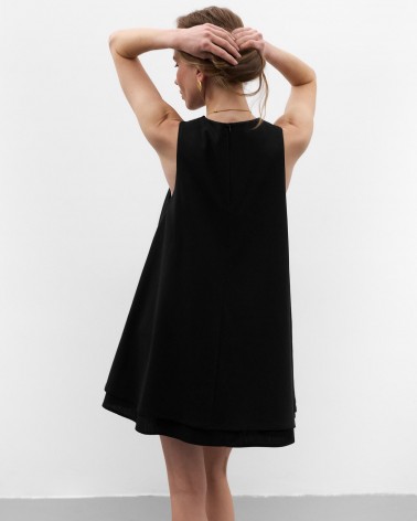 Чорна мінісукня вільного крою
 FASHIONSTA