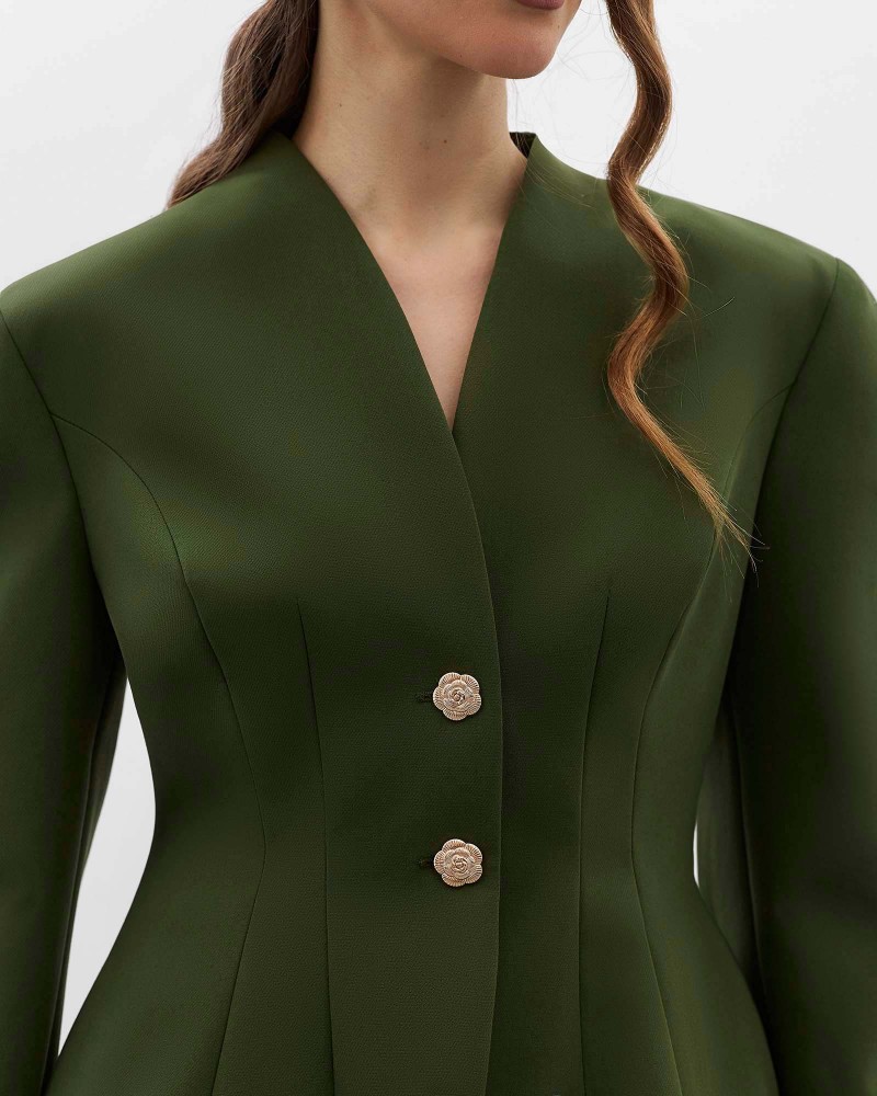 Темно-оливковий жакет з акцентними плечима та відстрочками на талії FASHIONISTA