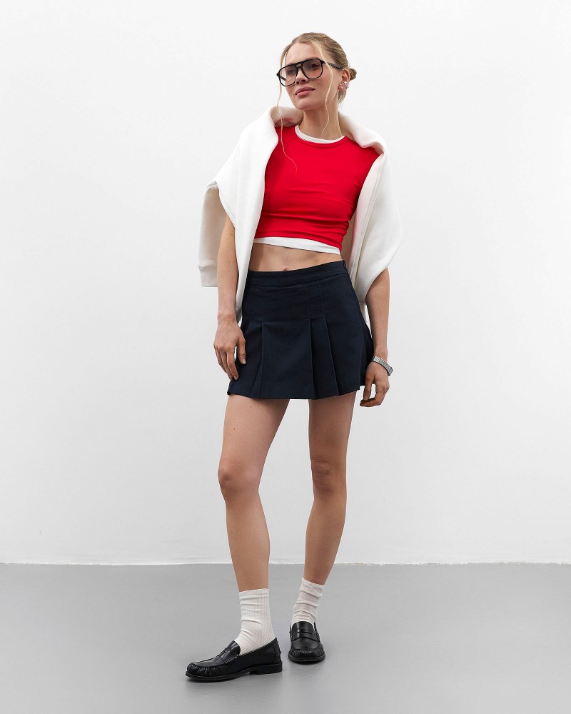 Червона вкорочена футболка FASHIONISTA Червона вкорочена футболка FASHIONISTA