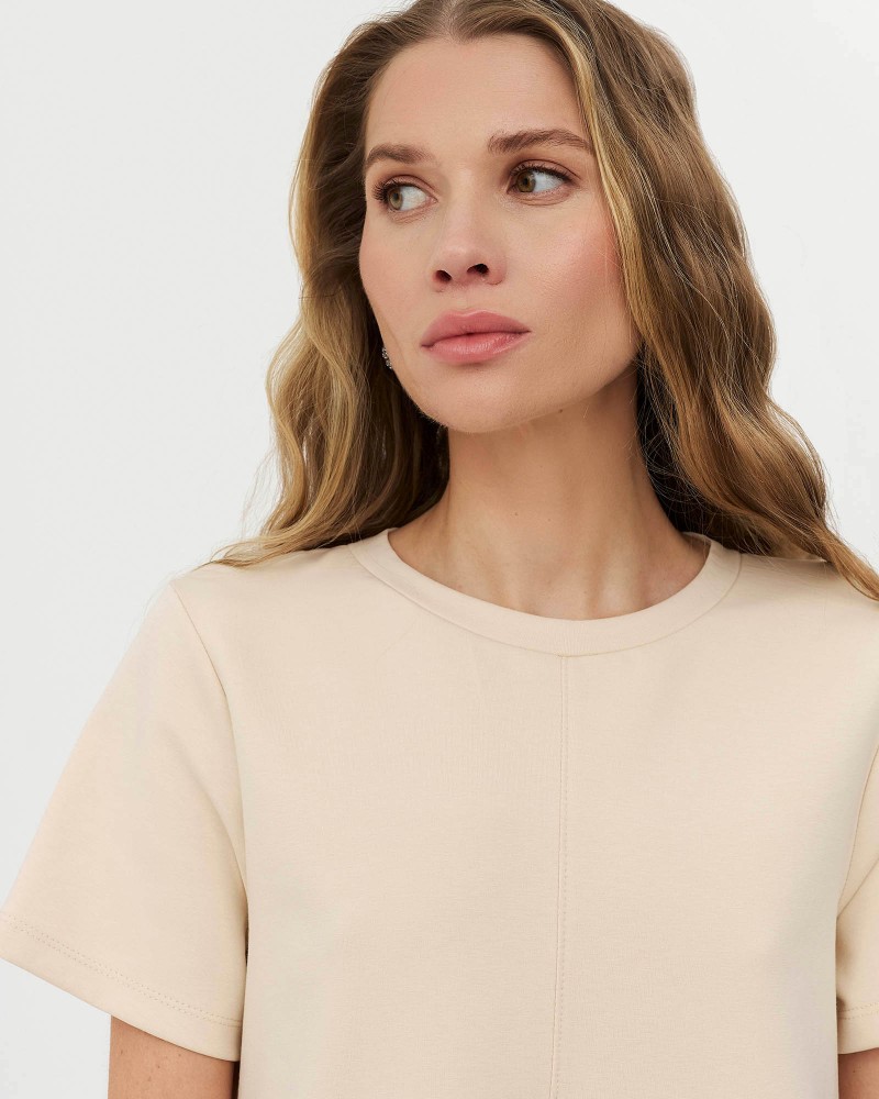 Світло-бежева базова сукня вільного крою
FASHIONSTA Світло-бежева базова сукня вільного крою
FASHIONSTA