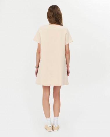 Світло-бежева базова сукня вільного крою
 FASHIONSTA