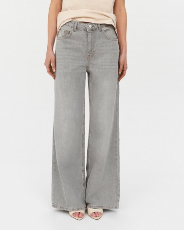 Світло-сірі джинси Straight з вивареним ефектом FASHIONISTA