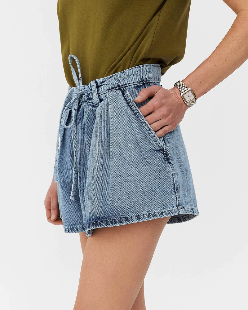 Блакитні джинсові шорти із зав'язками FASHIONISTA