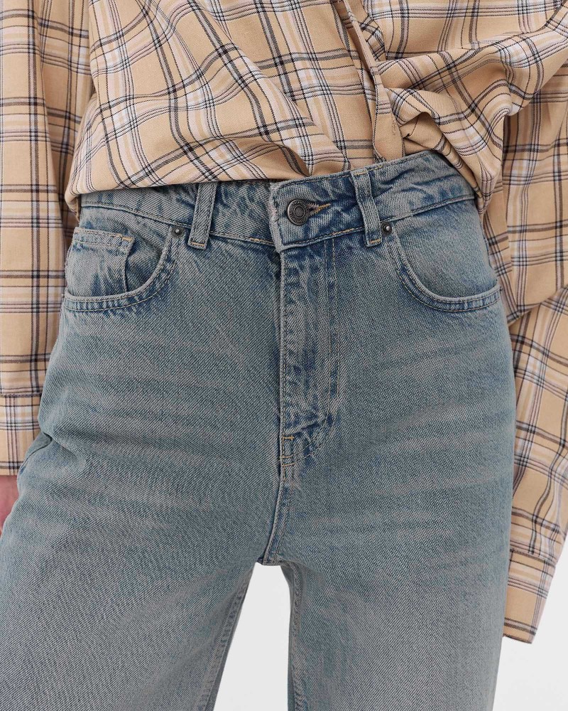 Блакитні джинси Straight з вивареним ефектом FASHIONISTA