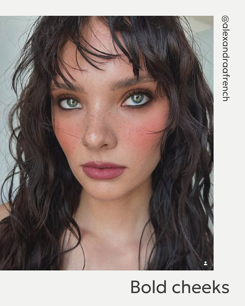 Trendy makeup 2026_Bold Cheeks_FASHIONISTA